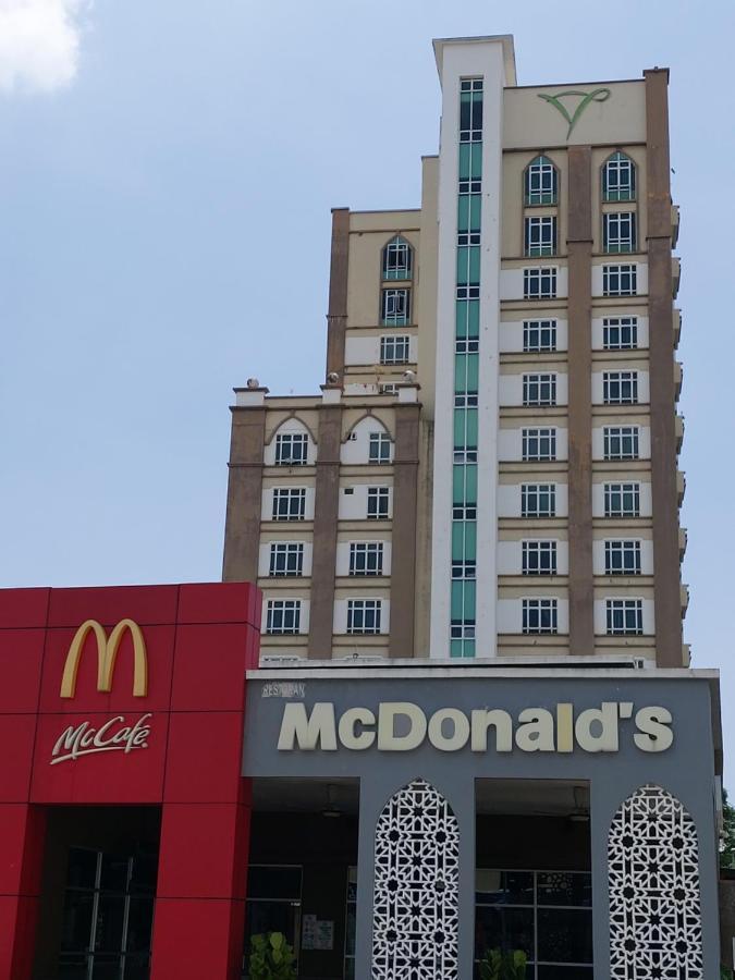 The Viana Apartment 1 Kota Bharu Exterior foto